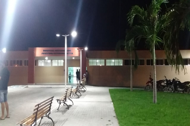 O atributo alt desta imagem está vazio. O nome do arquivo é idosa.jpg
