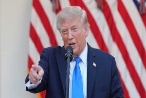 ‘Não sobrará nada’: Trump acusa imigrantes de ‘arruinar’ Reino Unido