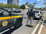 PRF apreende carro com sinais de adulteração durante fiscalização em cidade do Piauí