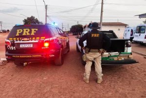 PRF apreende 50 kg de maconha na BR-316, em Marcolândia