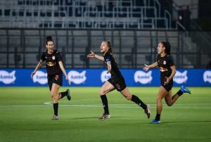 Inter e Bragantino avançam às semifinais da Copa do Brasil Feminina